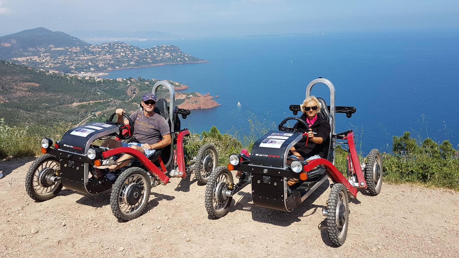 Electric off road vehicle for leisure activities Swincar