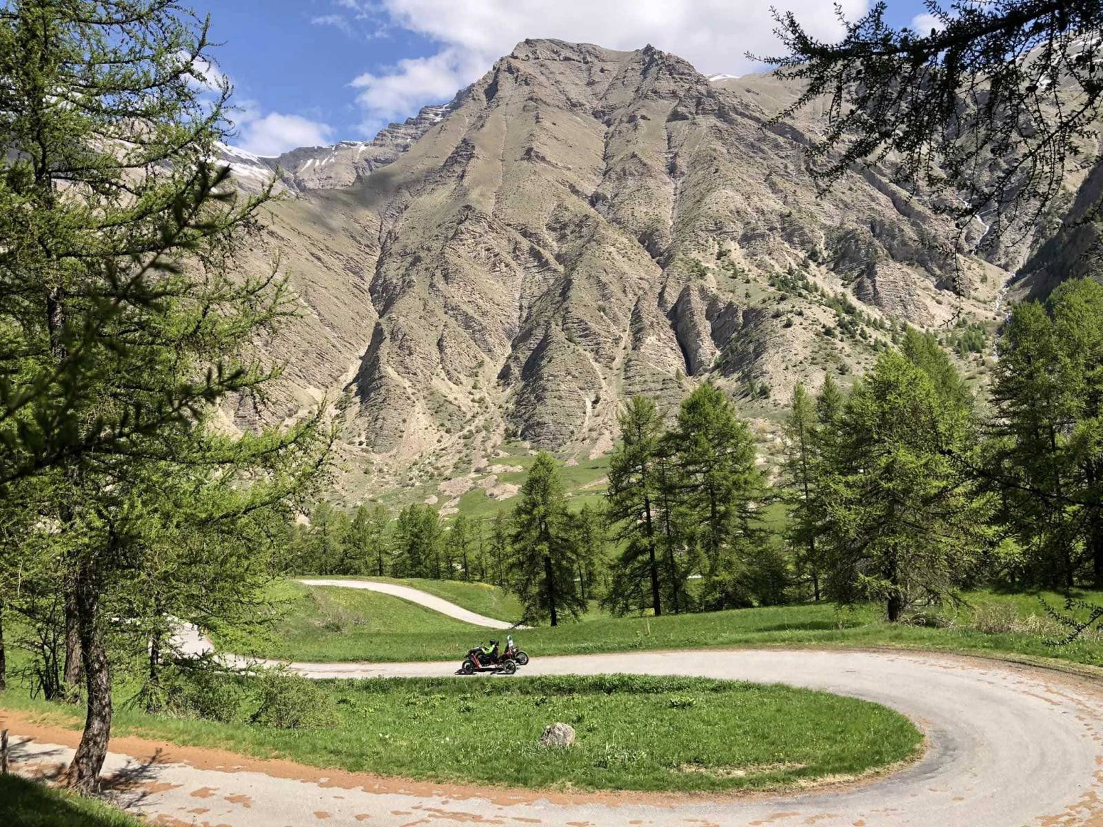 Amazing Swincar ride in French Alpes 